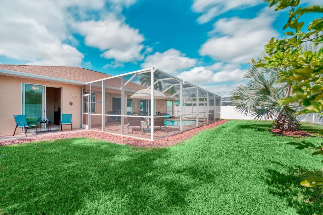 Villa Holiday Sunrise Cape Coral Buitenkant foto
