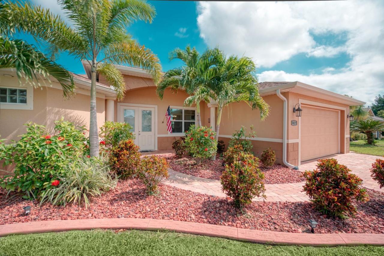 Villa Holiday Sunrise Cape Coral Buitenkant foto