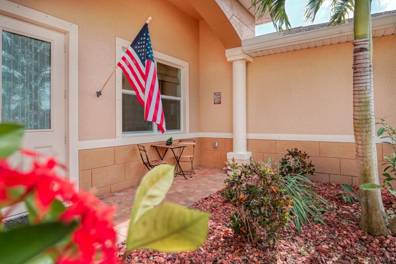 Villa Holiday Sunrise Cape Coral Buitenkant foto