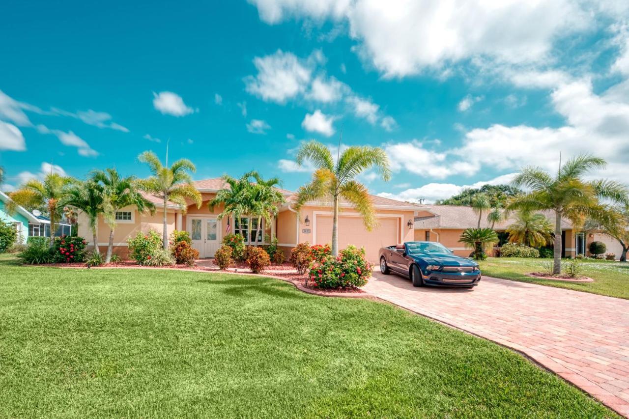 Villa Holiday Sunrise Cape Coral Buitenkant foto